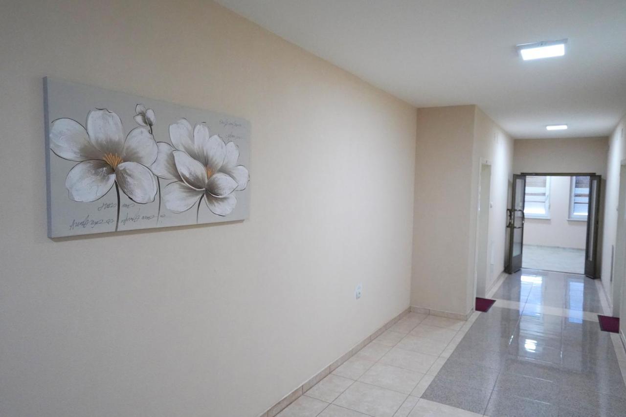 Apartmani Tomic Кладово Экстерьер фото